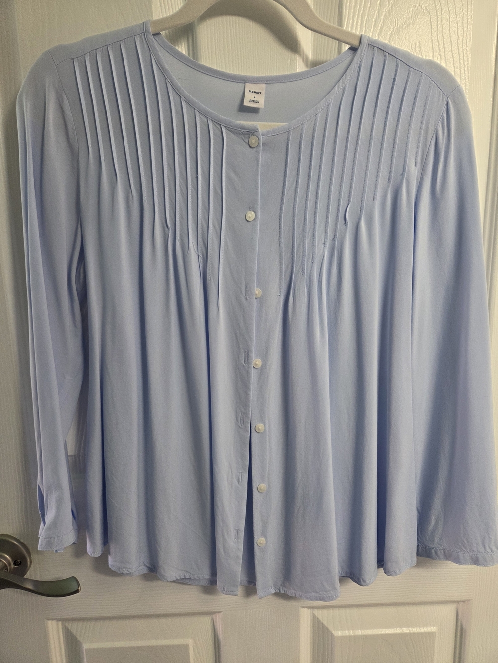 Old Navy Light Blue Pleated Button-Front Blouse